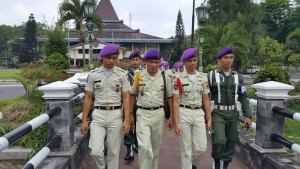 IKA-UNS-25